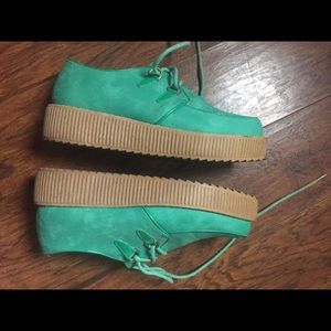 💋Turquoise Creepers